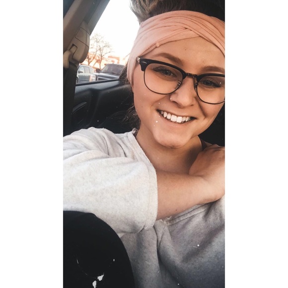 Ashlie Brigance - Poshmark Profile Picture of Ashlie Brigance (@ashliejo) on Poshmark