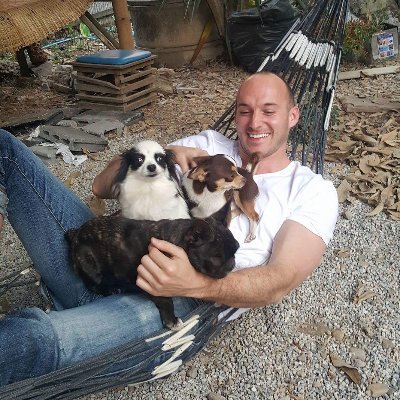 Profile Picture of Jacob Ruiz (@JacobRuizDesign) on Twitter