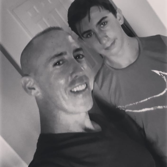 Profile Picture of Chris Sarappo (@chrissarappo) on Poshmark