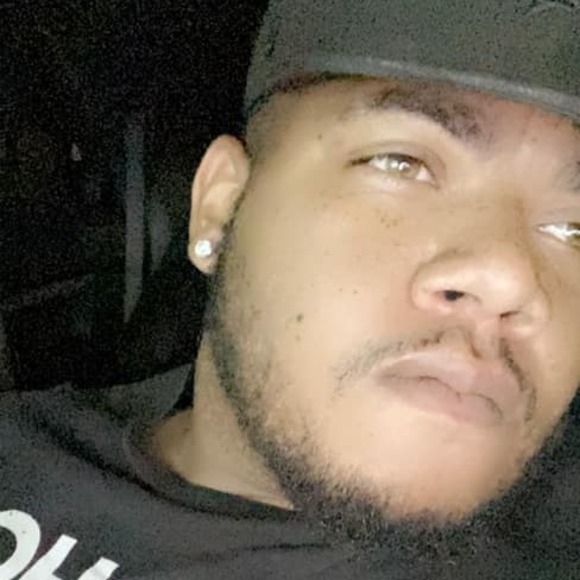 Profile Picture of Clayton Hudson (@claytonhdsn90) on Poshmark