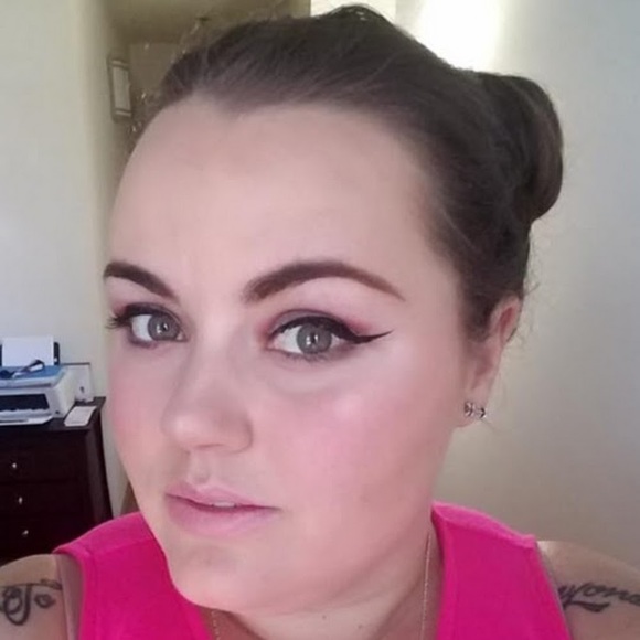 Profile Picture of Erica Gramolini (@edgramol) on Poshmark