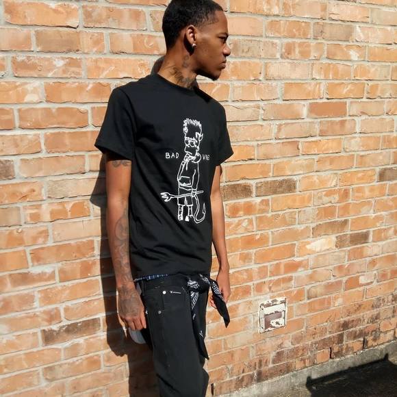 Profile Picture of Keon Mitchell (@nolimit_keyon) on Poshmark