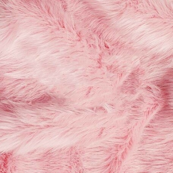 Profile Picture of Jackeline Funez (@ljfunez) on Poshmark