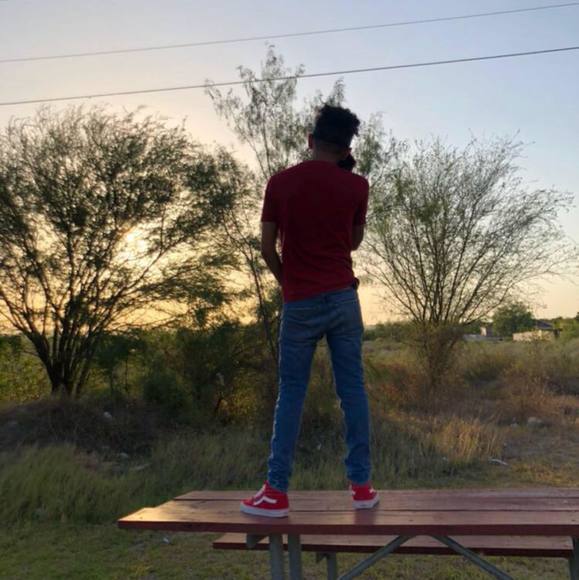 Profile Picture of Cristian Saenz (@csaenz2001) on Poshmark