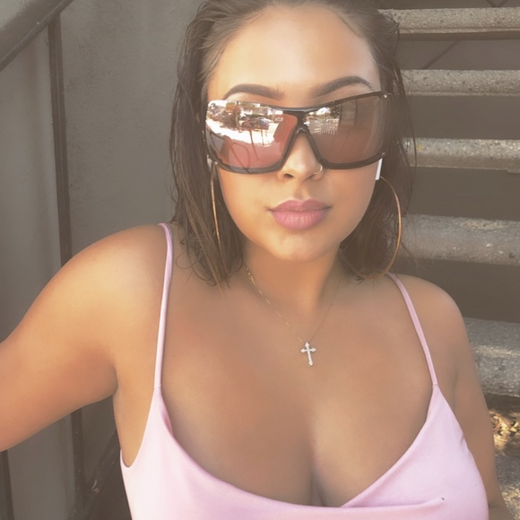 Alyssa Namvar - Poshmark Profile Picture of Alyssa Namvar (@anamvar1) on Poshmark