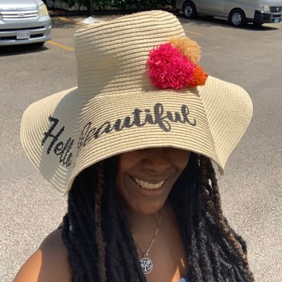 Profile Picture of Shelly-Ann (@itsme_shelly) on Twitter