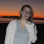 Profile Picture of Madison Williams (@bippity.boppity.blue) on Instagram