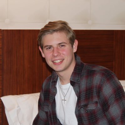 Profile Picture of Jake Henley (@_JakeHenley_) on Twitter