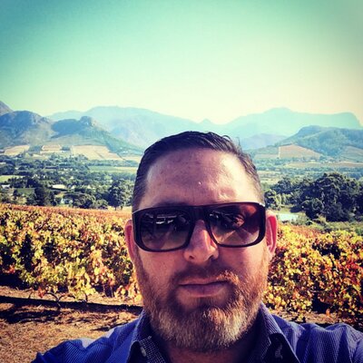 Profile Picture of James (@JamesHAsh) on Twitter