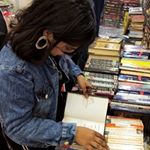 Profile Picture of Kayreads (@_kayreads_) on Instagram