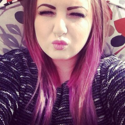 Profile Picture of Amy Janet Hogan (@AmyJanetHogan) on Twitter