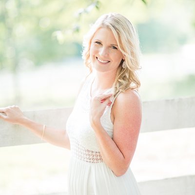 Profile Picture of Aimee Wall (@aimeekwall) on Twitter