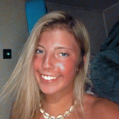 Profile Photo of Alexis Gardner (@_alexisgardner_) on Twitter