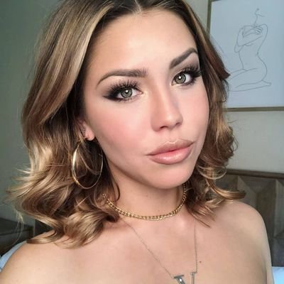 Profile Picture of Clarissa Matthews (@clarissamatt362) on Twitter