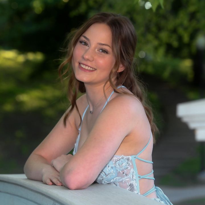 Alexandra Spires - Tiktok Profile Picture of Alexandra Spires (@alexandraspires) on Tiktok