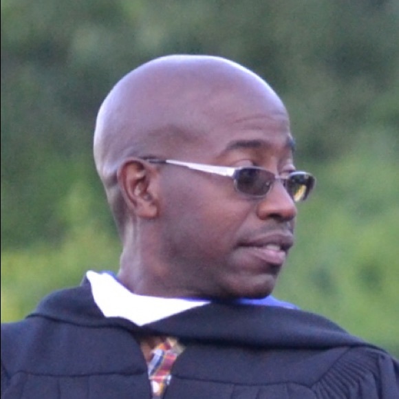 Profile Picture of Chris Bahr (@dontburnthedope) on Poshmark