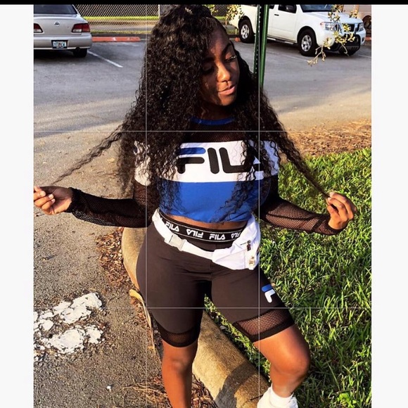 Profile Picture of Cherline Previlon (@cherlinep) on Poshmark