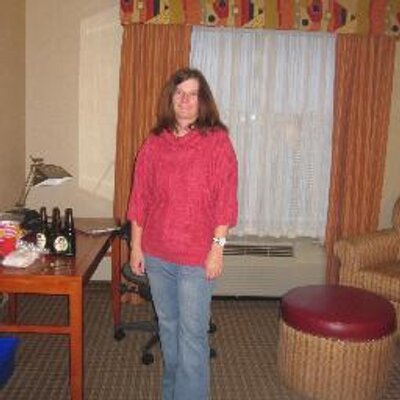 Profile Picture of Carole (@SteveCarolemuir) on Twitter