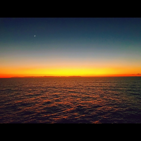 Profile Picture of Pauline Matsuda (@paulinematsuda) on Poshmark