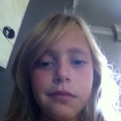 Profile Picture of Mona Van Den Abbeele (@mona_den) on Twitter