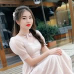 Profile Picture of Cry Stal (@Cry-Stal) on Facebook
