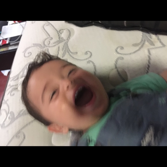 Marco Vidales - Poshmark Profile Picture of Marco Vidales (@marcovidales) on Poshmark