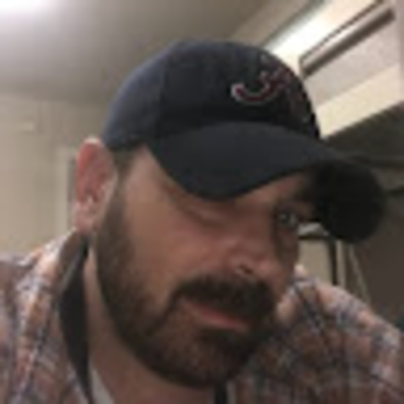 Profile Picture of John Mcelwain (@johnmcelwain35) on Poshmark