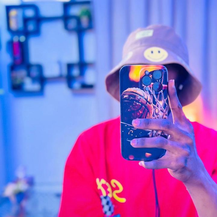 Profile Picture of Andrew Van (@andrewvancobbinah) on Tiktok