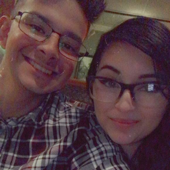 Profile Picture of Scarlet Biersack (@scarletbiersack) on Poshmark