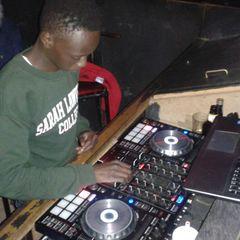 Profile Picture of Brian Sanda (@drop_bs) on Twitter