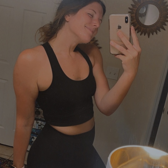 Karoline Worman - Poshmark Profile Picture of Karoline Worman (@kgw1721) on Poshmark