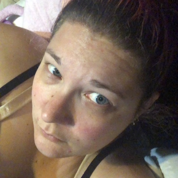 Shelby Andrew - Poshmark Profile Picture of Shelby Andrew (@sabby19915) on Poshmark