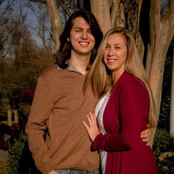 Profile Picture of Teresa Sobecki (@treesaw0518) on Poshmark