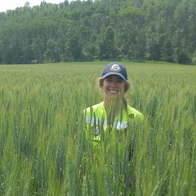 Profile Picture of April Franks (@ABenny13) on Twitter