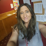 Profile Picture of Nancy Yates (@junkboatjeune) on Youtube