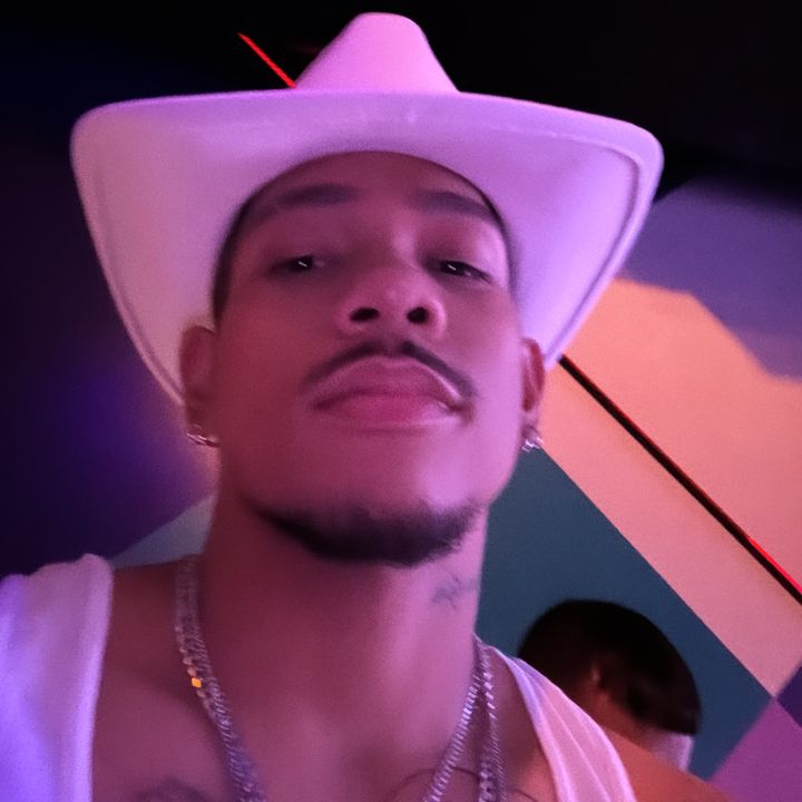Profile Picture of Jaysuenos (@jaysuenos) on Tiktok