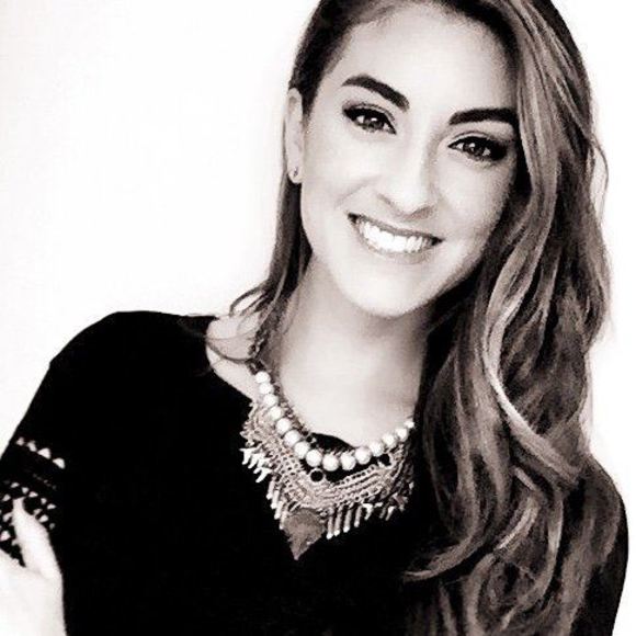 Profile Picture of Stephanie Pellerito (@mrspellerito) on Poshmark