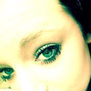 Profile Picture of Laauren LoopyLozza Attwood (@lauren.bachelorbunce) on Facebook