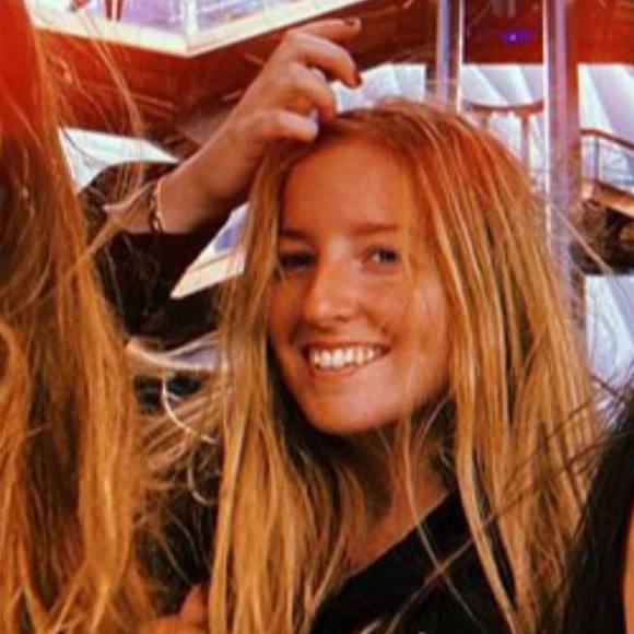 Profile Picture of Meg Sullivan (@1mcs) on Poshmark