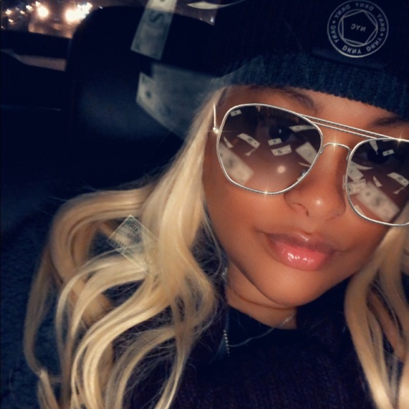 Profile Picture of Michelle Caviness (@spoiledbrat616) on Poshmark