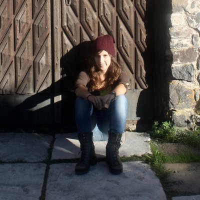 Profile Picture of Monica Cabrera (@25_horas_al_dia) on Twitter