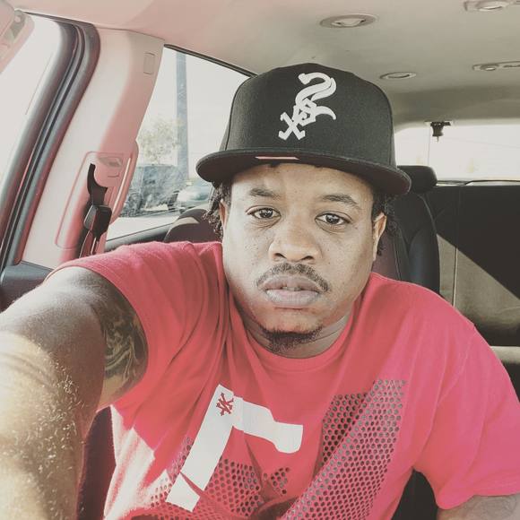 Profile Picture of Terrence Jones (@tlady2222) on Poshmark