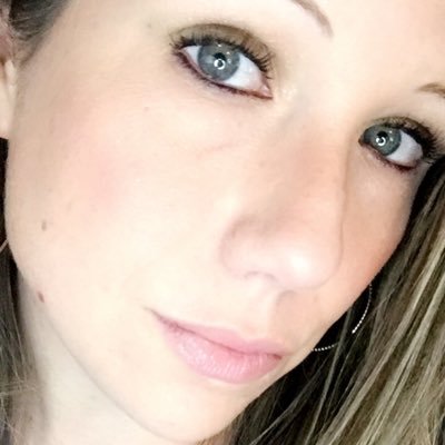 Profile Picture of Amanda Hoyer-Stoangi (@@AmandaEmmy82) on Twitter