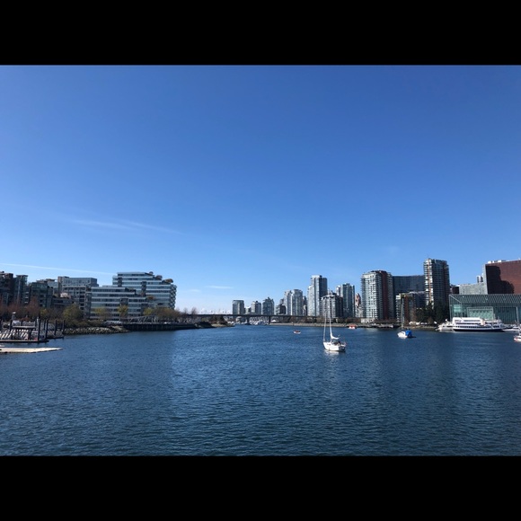 Profile Picture of Kayla Cupello (@k_cupello) on Poshmark