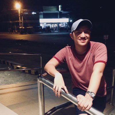 Profile Picture of Alexander Consuegra (@ohitsxander) on Twitter