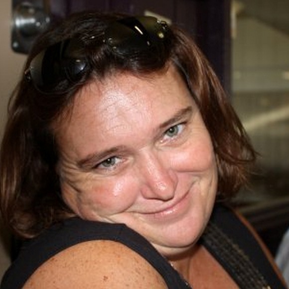 Profile Picture of Colleen Conroy (@coco4mike) on Poshmark