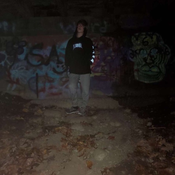 Profile Picture of Jack Delorme (@jadelorme) on Poshmark