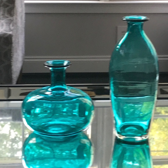 Karlota Villanes - Poshmark Profile Picture of Karlota Villanes (@karlotavillan) on Poshmark