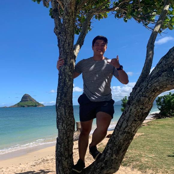 Profile Picture of Justin Kong (@justin_kong) on Poshmark