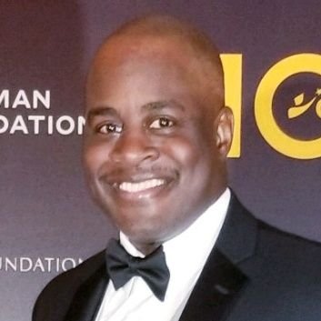 Profile Picture of Stephen Powell (@MrMentorSteve) on Twitter